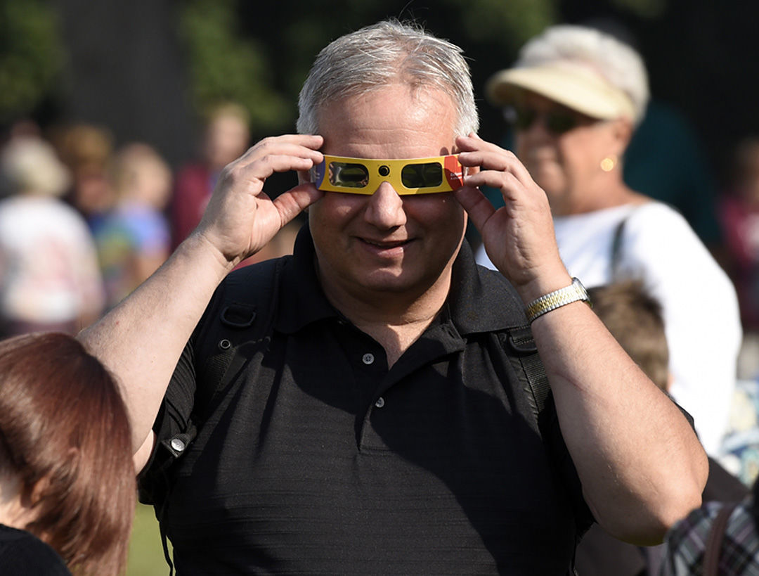 missoula eclipse viewing 03.jpg